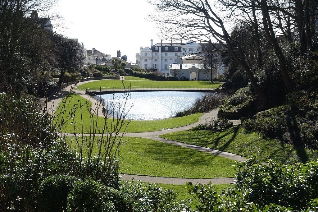 Short Walk - St Leonards Gardens